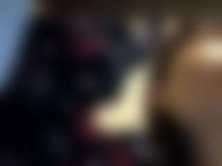 kumy2002's Live Sex Cam Show