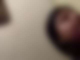 kumy2002's Live Sex Cam Show