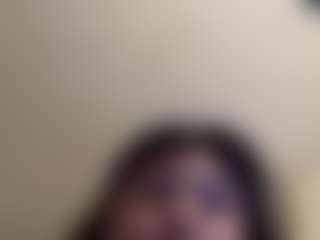 kumy2002's Live Sex Cam Show