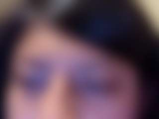 kumy2002's Live Sex Cam Show
