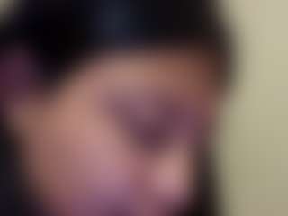 kumy2002's Live Sex Cam Show