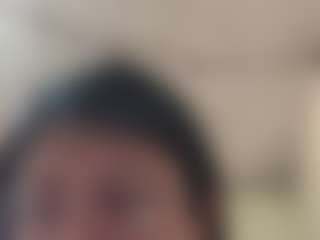 kumy2002's Live Sex Cam Show