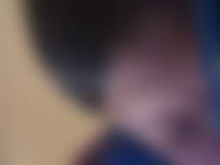 kumy2002's Live Sex Cam Show