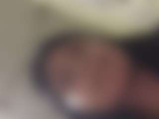 kumy2002's Live Sex Cam Show