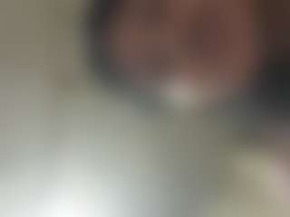 kumy2002's Live Sex Cam Show
