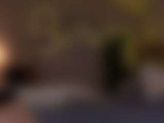 Live cam show with LunneaEvienne - Gray Eyes on Dare Cams