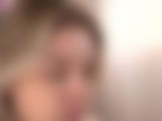 LunneaEvienne's Live Sex Cam Show