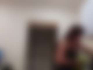 Live cam show with Emma - Normal on Dolls Live
