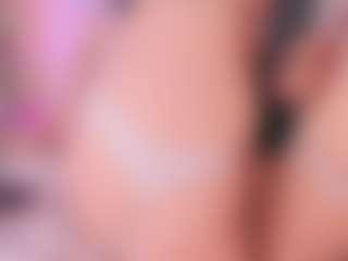 Live cam show with cherlynn - Ride on CamSodaAdn