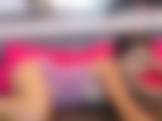 foxymia68's Live Sex Cam Show
