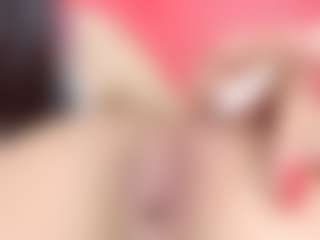 Live cam show with foxymia68 - Small Tits on SmokeAndPoke