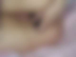 Live cam show with MaryF0x - Flirt White on liverealitysex.com
