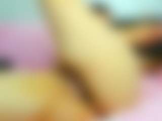 Live cam show with MaryF0x - Green Eyes on Camsoda
