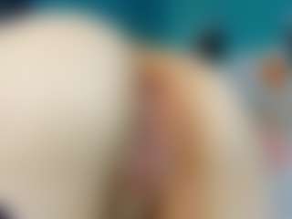 Live cam show with MaryF0x - Spankass on Lustler