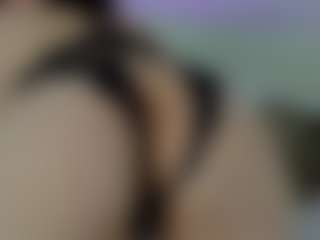 Live cam show with MaryF0x - Moaning on madthumbs