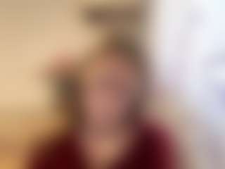 Live cam show with OdaRabine - Shaved Pussy on Camsoda