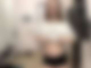 Live cam show with OdaRabine - Goth on Gym Cam Girls