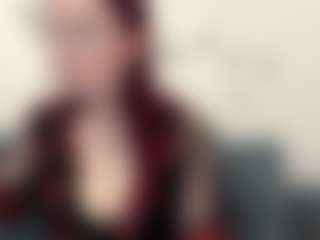 Live cam show with OdaRabine - Green Eyes on CamClone