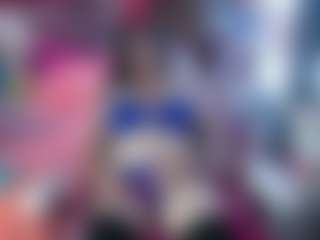 Live cam show with Sammy-fox444 - Granny BBW on AdultVida.com