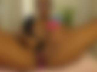 Live cam show with Victoria-santoss - Upskirt on pussylord.com