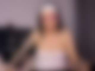 L a u r a's Live Sex Cam Show