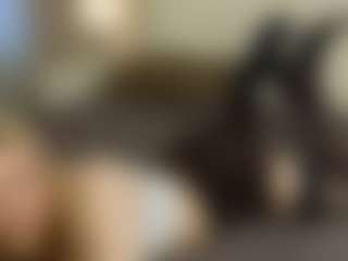 Live cam show with ClarethaHollibaugh - Butt Plug on Dolls Live
