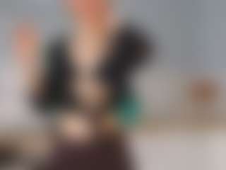 Live cam show with ClarethaHollibaugh - Moaning on Dolls Live