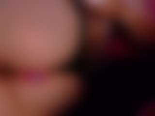 Live cam show with EvvaMonroe - Body Massage on live18s.com