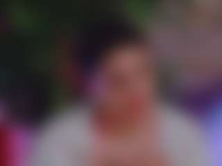 Live cam show with EvvaMonroe - Body Massage on livesuperchat.net