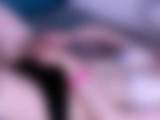 KimberReddix's Live Sex Cam Show