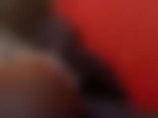 CoCoIris215's Live Sex Cam Show