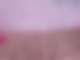 Live cam show with LunaLeez - Muscle on Camsoda
