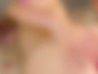 Live cam show with LunaLeez - College on Camsoda