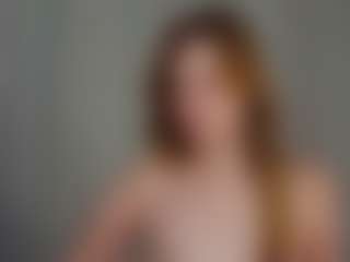 Live cam show with LunaLeez - Blue Eyes on https://playwithruby.com