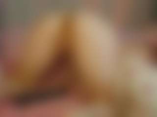 Live cam show with LunaLeez - Blonde Hair on xDating