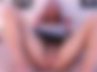 Maddierosse's Live Sex Cam Show
