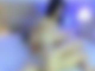 Live cam show with majito-diaz - Hazel Eyes on AdultVida.com