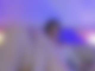 Live cam show with majito-diaz - Bikini on Camsoda