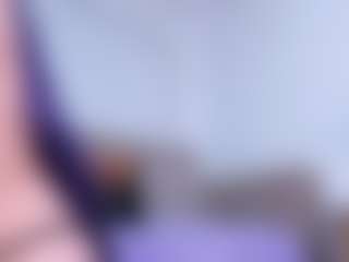 Live cam show with ManelykSwift - Flashing on CamClone