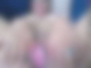 Live cam show with may-wood - Butt Plug on AdultVida.com