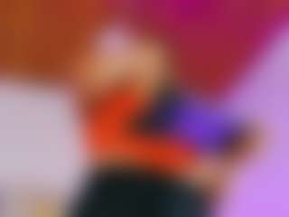 Show en direct avec may-wood - Blonde Hair MILF sur Camsoda