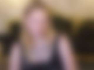 Live cam show with NikkyReyyy - Normal on studioflirtlive.com