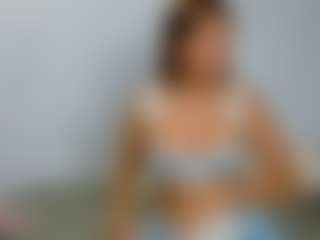 Live cam show with queenmia68 - Brown Eyes on PervPlay.com