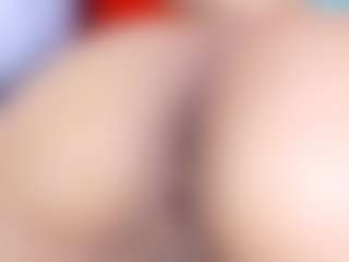 queenmia68's Live Sex Cam Show