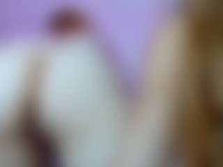 queenmia68's Live Sex Cam Show