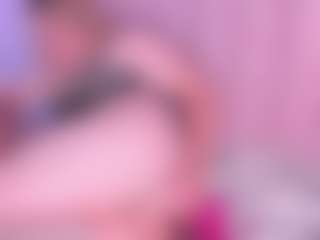 Live cam show with selenecute05 - HD on Camsoda