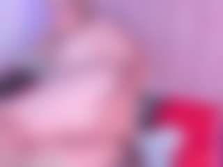 Live cam show with selenecute05 - Smoking on Camsoda