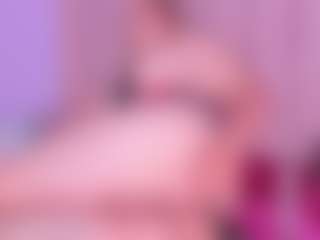 Live cam show with selenecute05 - HD on Camsoda