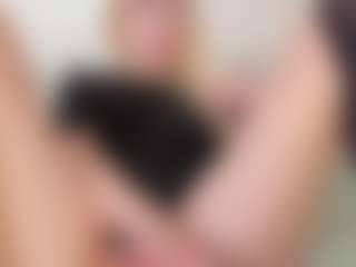 Live cam show with willapurr - Blue Eyes on Fit Hotties