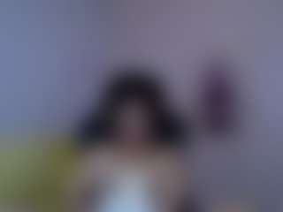 Live cam show with Brittany-Ch - Brown Hair on Milfs Live